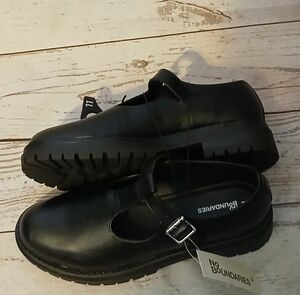 No Boundaries Women's T-strap Adjustable Mary Janes Black Size 11